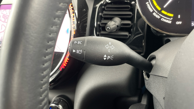 MINI Hatchback 135kW Cooper S Level 2 33kWh 3dr Auto Electric Hatchback